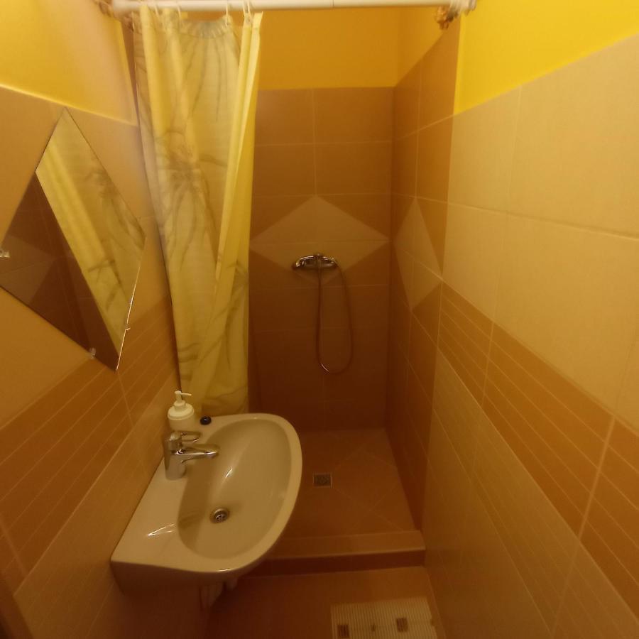 Rozsa Apartman 2 Alsoors Luaran gambar